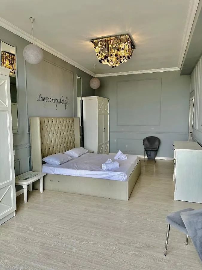 Amazing View Two Bedrooms Apartment With Terrace By Baku Housing 0*,